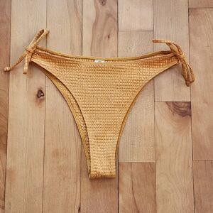 Tropic of C Savanna Side Tie Waffle Bikini Bottoms - L